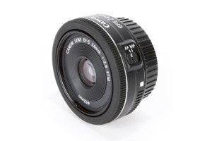 Canon EF-S 24mm f/2.8 STM