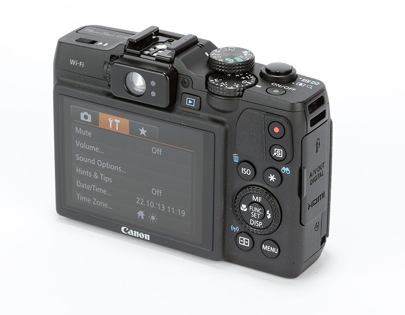 Canon PowerShot G16 Review – rear angled