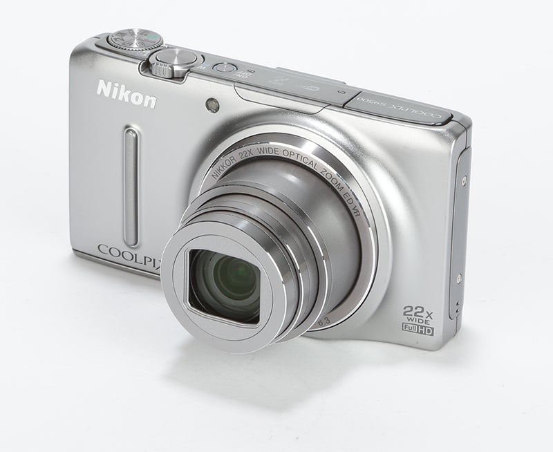 Nikon COOLPIX S9500 Review - front angle