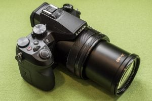 Panasonic Lumix DMC-FZ2000