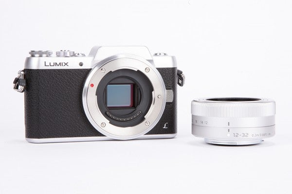 Panasonic Lumix GF7  Review - product shot 3