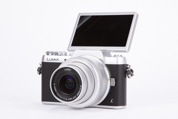 Panasonic Lumix GF7  Review -  product shot 7