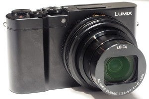 Panasonic-TZ100-front-34-600x400