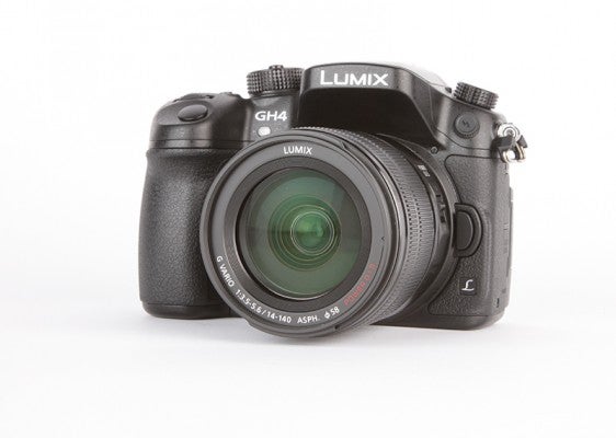 Panasonic Lumix DMC-GH4 product shot 4