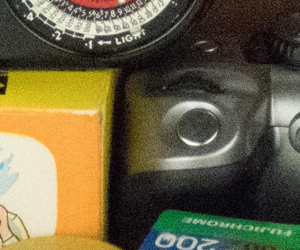 Panasonic TZ100, RAW ISO 6400, 100% crop