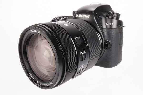 Samsung-NX1-product-shot-2