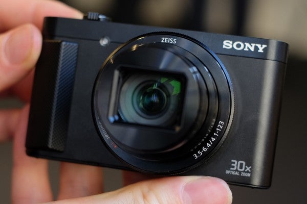 Sony HX90V hands-on 6